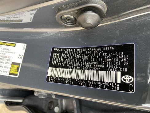 Used 2024 Toyota Corolla LE image 32