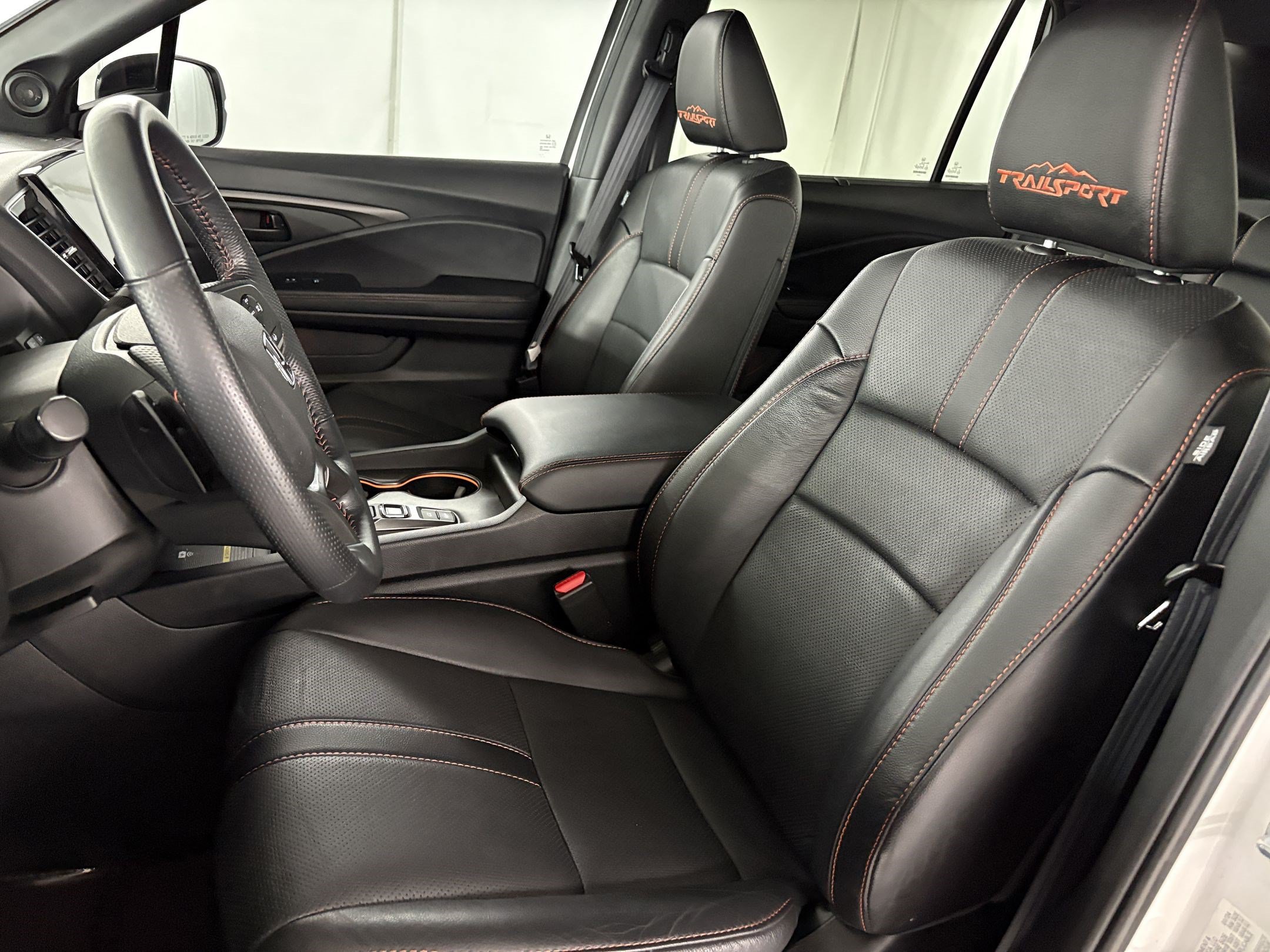 Used 2024 Honda Passport TrailSport image 5
