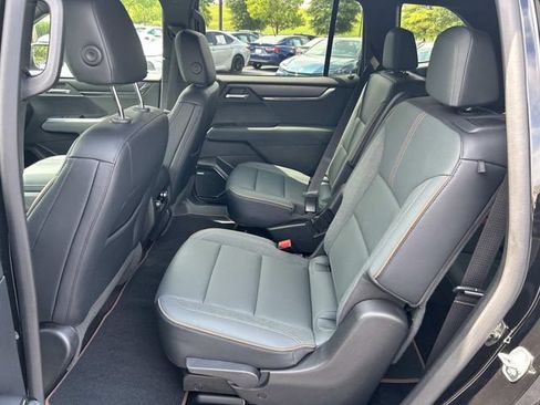 Used 2024 GMC Acadia AT4 AWD/4WD image 20