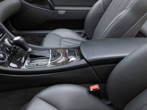 Used 2006 Mercedes-Benz SL 65 AMG image 28