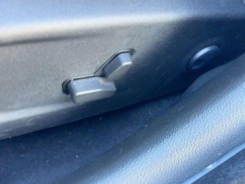 Used 2022 Dodge Charger R/T w/ Blacktop Package image 13