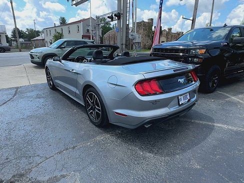Used 2023 Ford Mustang Premium image 2