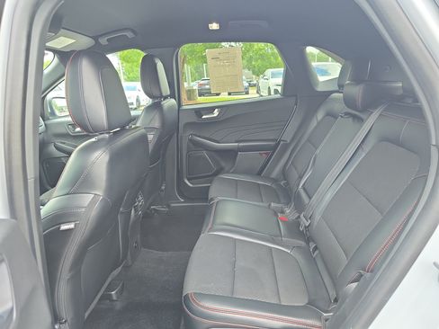 Used 2025 Ford Escape ST-Line Select AWD/4WD image 13