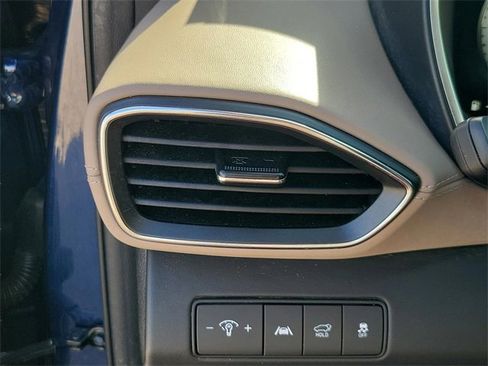 Used 2023 Hyundai Santa Fe SEL w/ Premium Package image 31