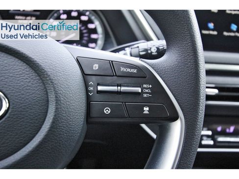 Certified 2023 Hyundai Sonata SEL w/ Preferred Accessory Package FWD image 19