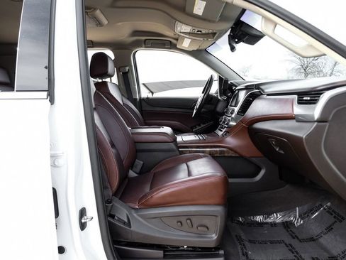 Used 2020 Chevrolet Suburban Premier w/ 6.2L Performance Package image 35