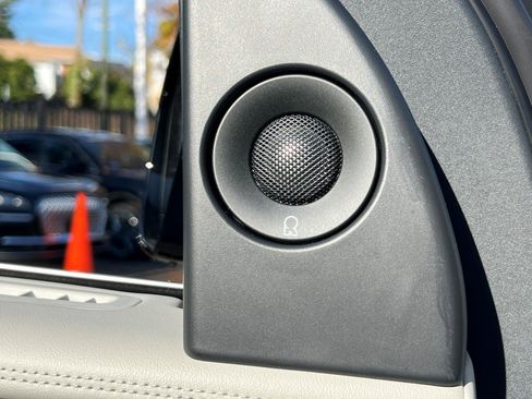 New 2025 Lincoln Navigator Reserve image 27