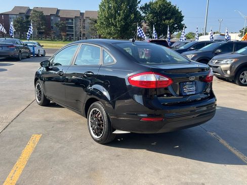 Used 2019 Ford Fiesta S FWD image 5