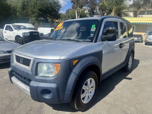 Used 2006 Honda Element EX image 3