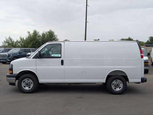 New 2025 GMC Savana 2500 Work Van w/ Safety Package image 2