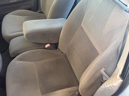 Used 2003 Ford Taurus SES image 12