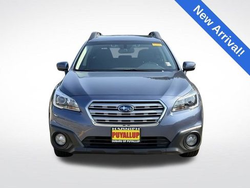 Used 2017 Subaru Outback 2.5i Premium AWD/4WD image 3
