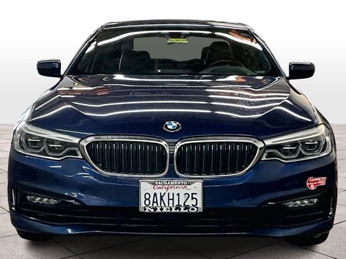 Used 2018 BMW 530e 530e iPerformance image 3