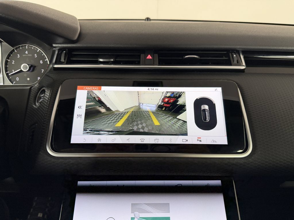 Used 2019 Land Rover Range Rover Velar S AWD/4WD image 28
