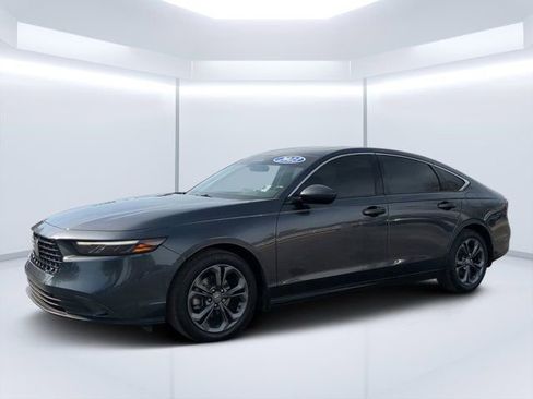 Used 2023 Honda Accord EX image 7