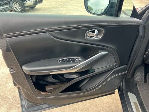 Used 2021 Aston Martin DBX AWD/4WD image 27