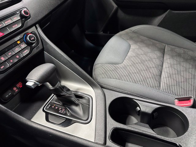 Used 2018 Kia Niro FE FWD image 19