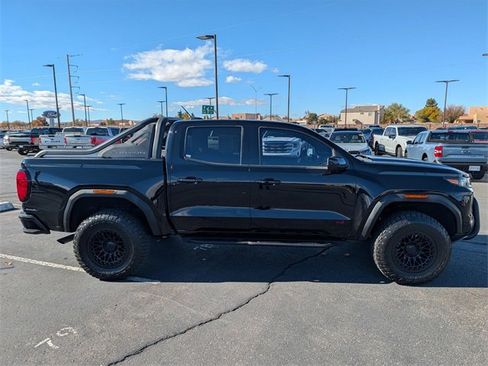 Used 2023 GMC Canyon AT4 w/ AT4 Premium Package image 7