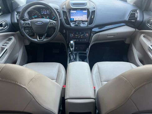 Used 2018 Ford Escape Titanium AWD/4WD image 15