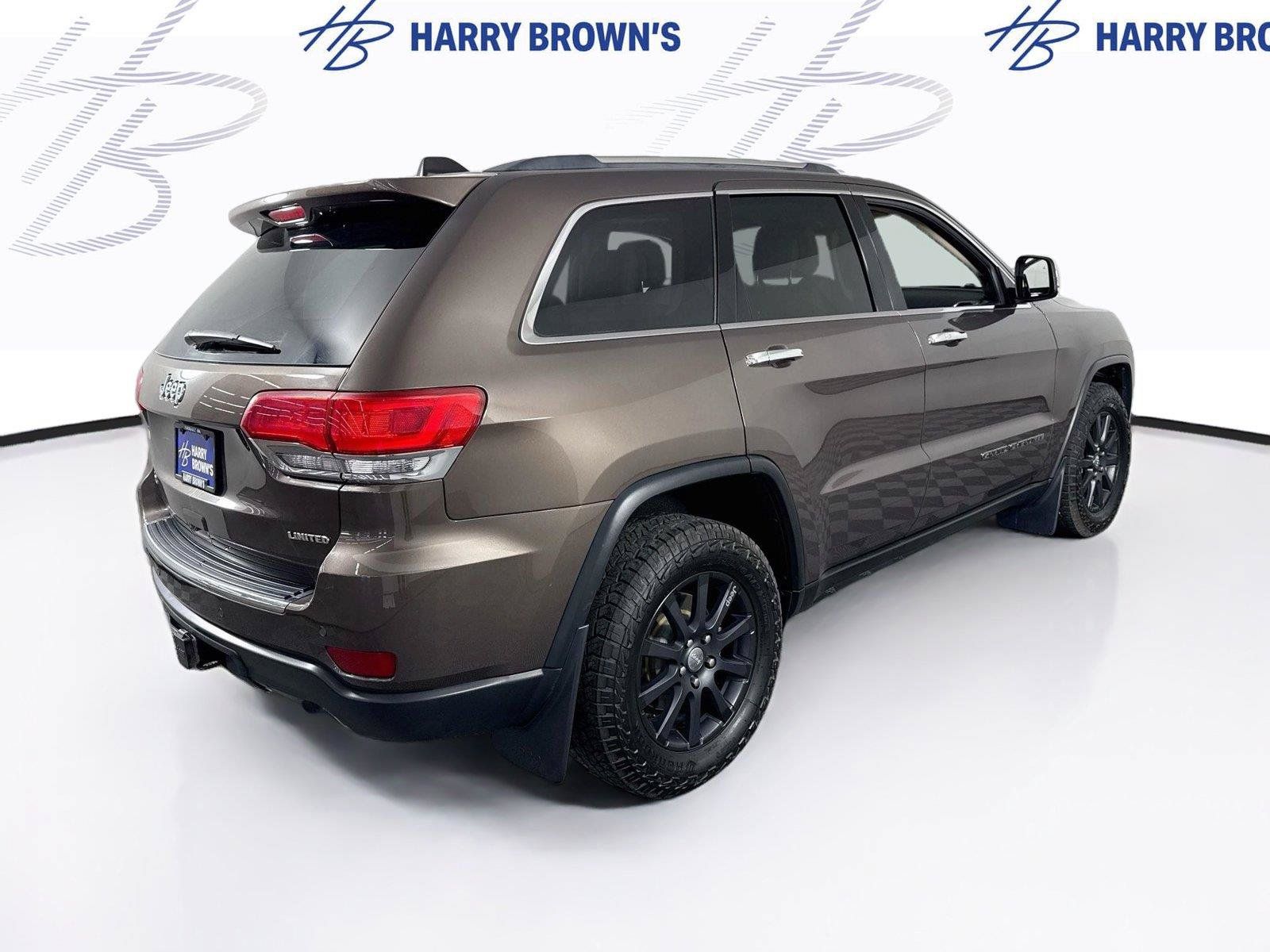 Used 2018 Jeep Grand Cherokee Limited w/ Trailer Tow Group IV AWD/4WD image 32