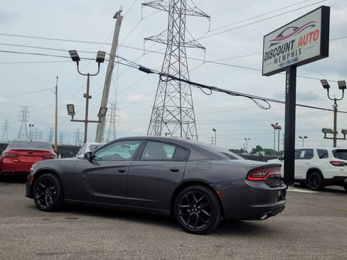 Used 2022 Dodge Charger SXT RWD image 5