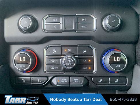 Used 2024 Chevrolet Tahoe RST w/ Luxury Package AWD/4WD image 17