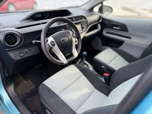 Used 2014 Toyota Prius C Three image 13