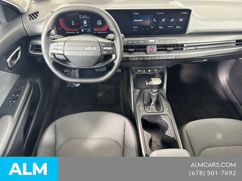 Used 2025 Kia K4 FWD image 25
