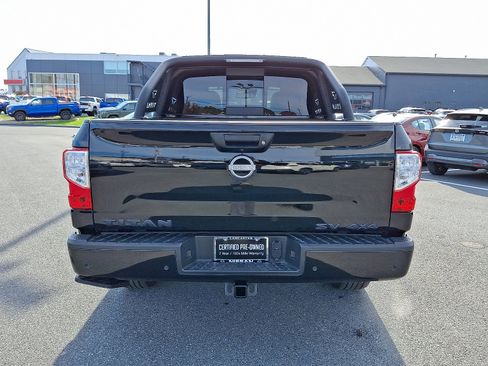 Certified 2024 Nissan Titan SV w/ SV Bronze Edition Package image 7