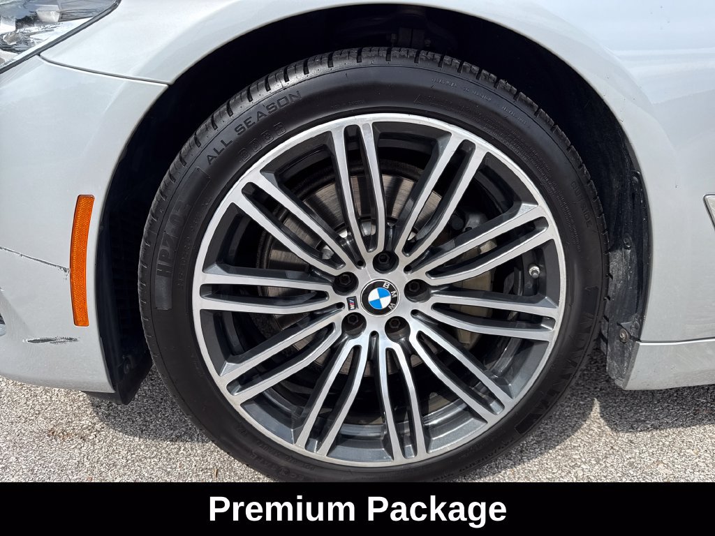 Used 2018 BMW 540i xDrive AWD/4WD image 11
