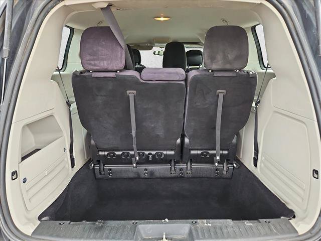 Used 2013 Dodge Grand Caravan American Value Package w/ UConnect Hands-Free Group FWD image 6