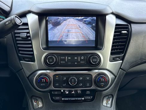 Used 2017 Chevrolet Suburban LT image 34