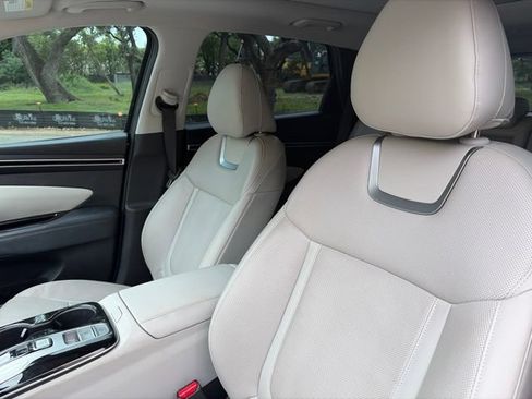 Used 2022 Hyundai Tucson Limited w/ Cargo Package FWD image 9