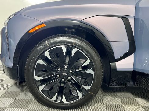 New 2026 Chevrolet Blazer EV RS image 17