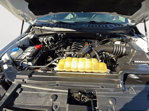 Used 2020 Ford F150 Lariat image 11