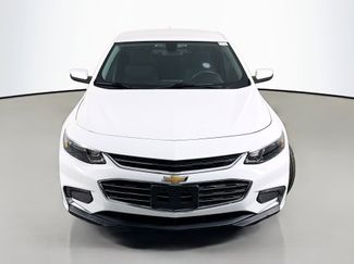 Used 2017 Chevrolet Malibu LT video 2