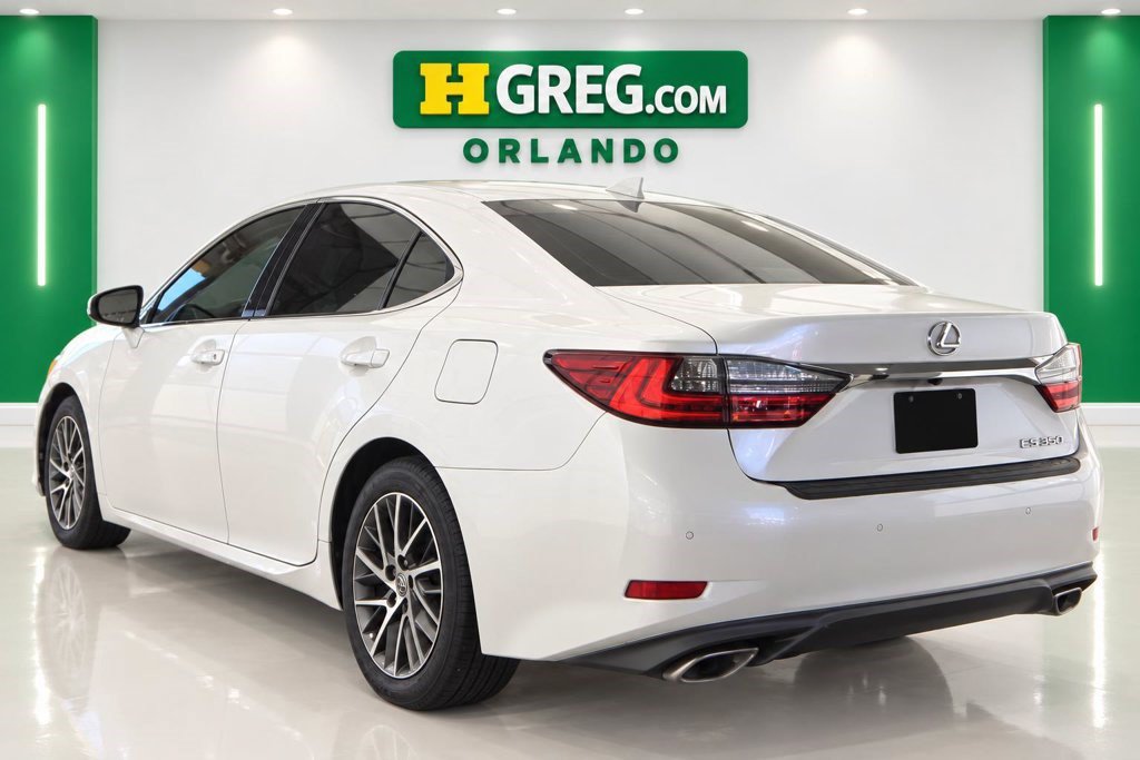 Used 2016 Lexus ES 350 w/ Luxury Package w/Wood Trim FWD image 2