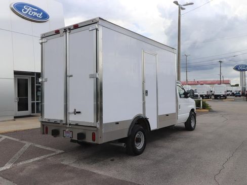 Used 2024 Ford E-350 and Econoline 350 Super Duty w/ Power Windows & Locks Group RWD image 17