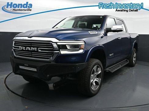 Used 2022 RAM 1500 Laramie AWD/4WD image 4