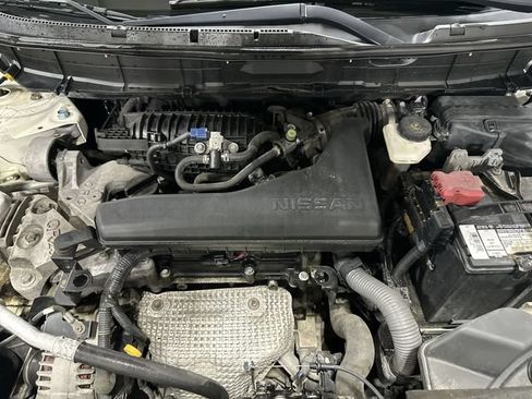 Used 2016 Nissan Rogue SV w/ SV Premium Package FWD image 22