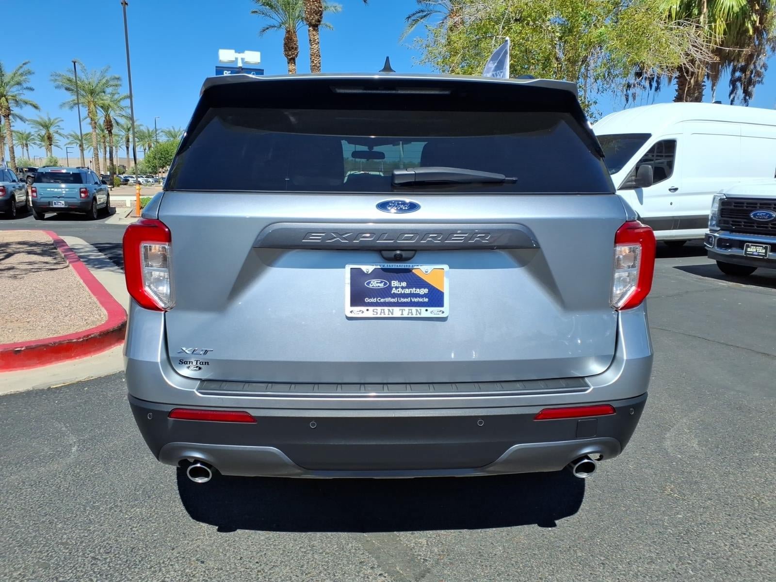 Certified 2024 Ford Explorer XLT w/ Equipment Group 202A RWD image 5