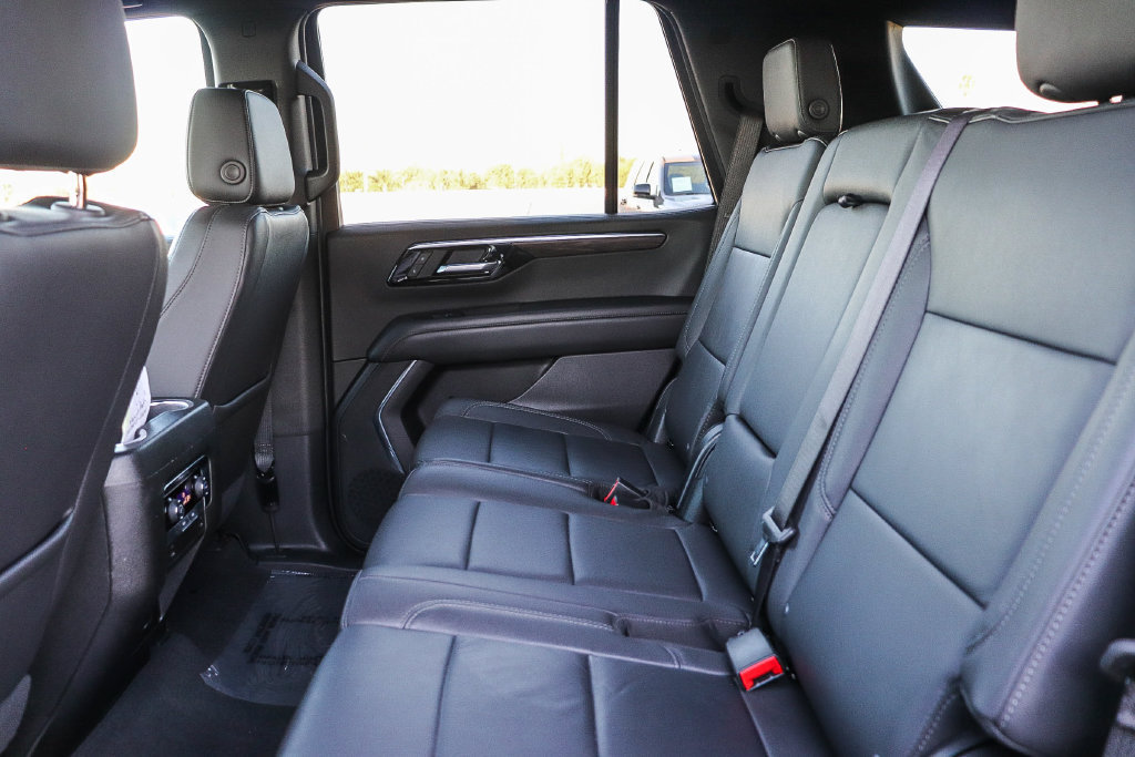 Used 2025 Chevrolet Tahoe LT AWD/4WD image 21