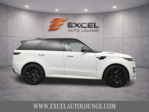 Used 2023 Land Rover Range Rover Sport SE Dynamic AWD/4WD image 10