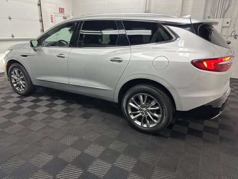 Used 2022 Buick Enclave Premium image 6