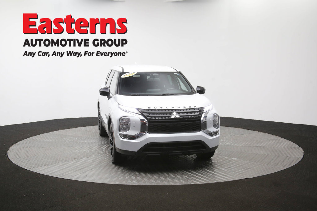 Used 2023 Mitsubishi Outlander SE Black Edition AWD/4WD image 53