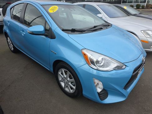 Used 2016 Toyota Prius C Three image 5