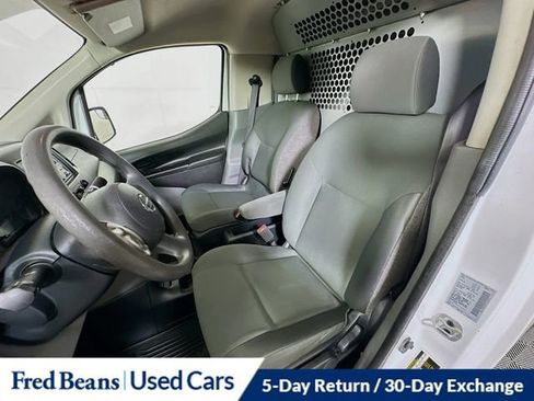 Used 2015 Nissan NV200 S image 21