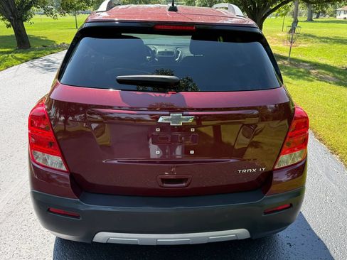 Used 2016 Chevrolet Trax LT w/ LT Convenience Package FWD image 7
