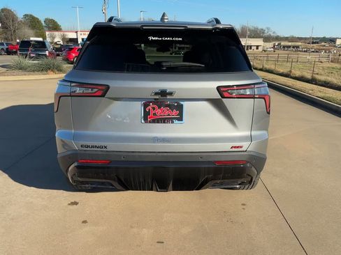 New 2026 Chevrolet Equinox RS w/ Convenience Package III image 8