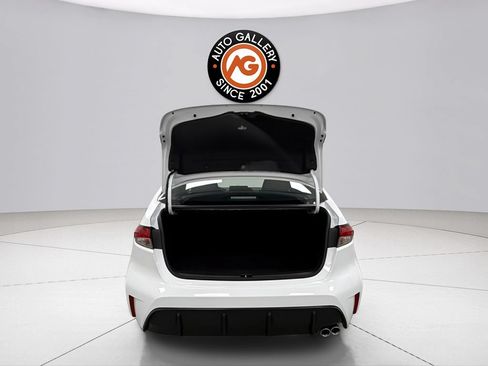 Used 2024 Toyota Corolla SE FWD image 4